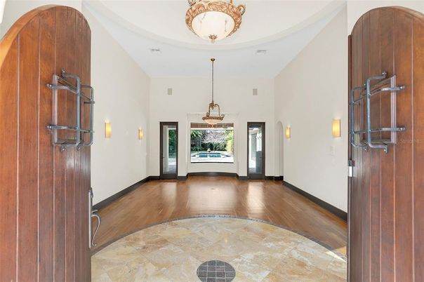 Interior, Pendant Lights, Wood Texture Flooring