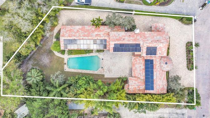 Exterior, Drone