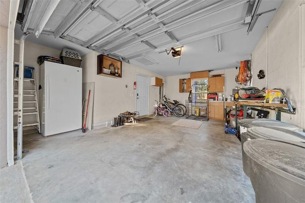 Garage, Interior