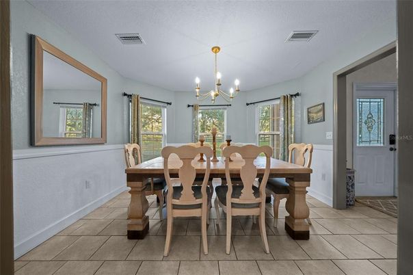 Chandelier, Dining room, Interior