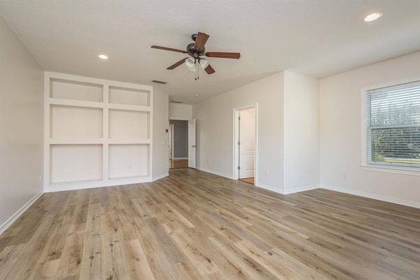 Empty room, Interior, Recessed Lighting, Wood Texture Flooring