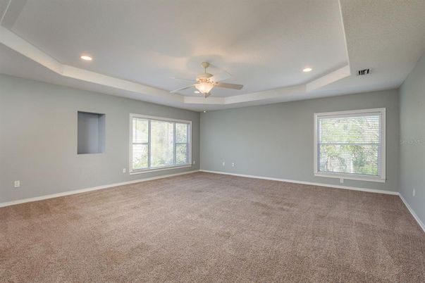 Empty room, Interior, Recessed Lighting