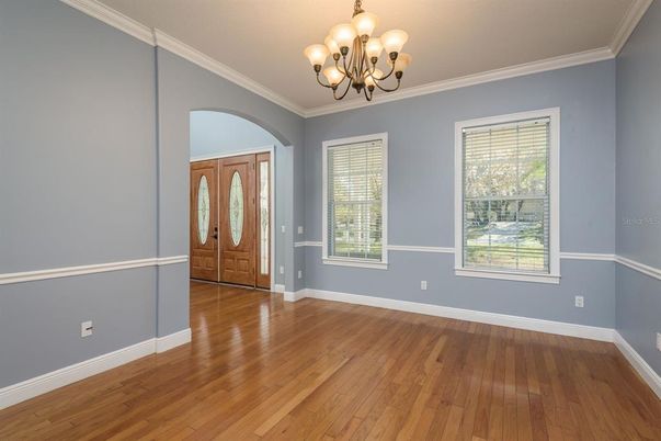Chandelier, Empty room, Interior, Wood Texture Flooring