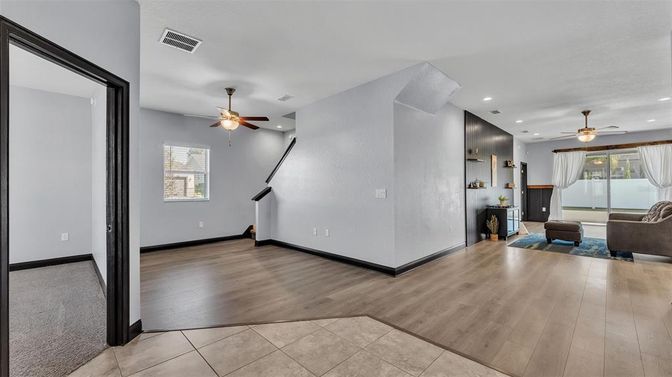 Interior, Recessed Lighting, Wood Texture Flooring