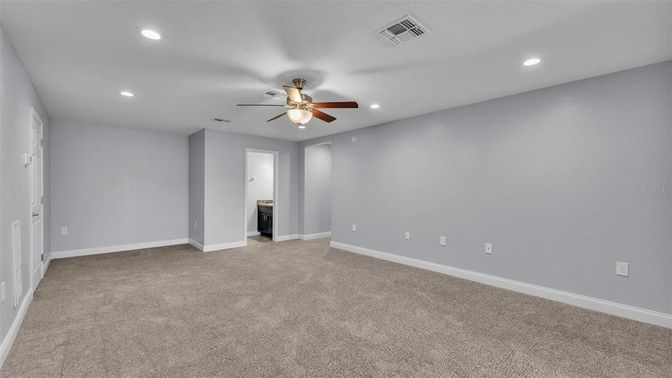 Empty room, Interior, Recessed Lighting