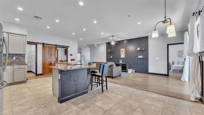 Dining room, Interior, Kitchen, Pendant Lights, Recessed Lighting, Wood Texture Flooring