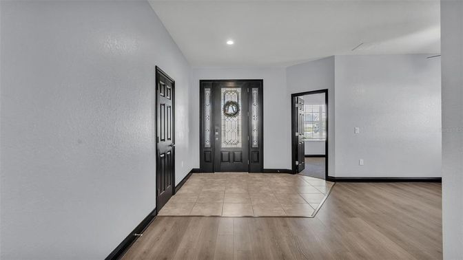 Interior, Recessed Lighting, Wood Texture Flooring