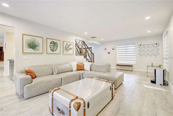 Interior, Living room, Recessed Lighting, Wood Texture Flooring