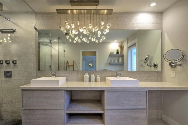 Bathroom, Dual Sink Vanities, Interior, Pendant Lights, Recessed Lighting