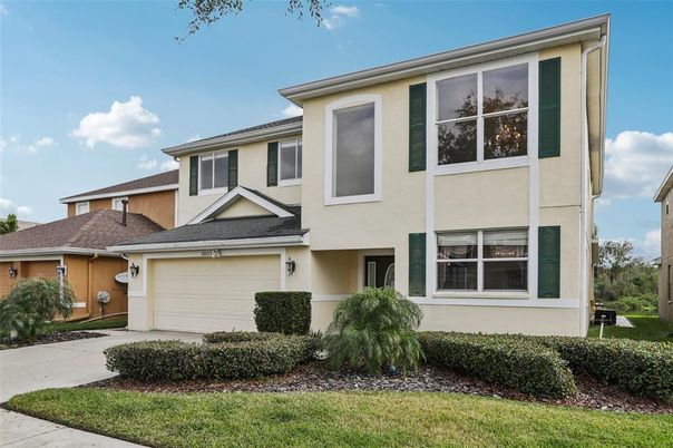 Attached, Exterior, Facade, Modern