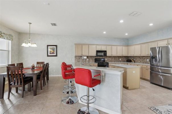 Dining room, Interior, Kitchen, Pendant Lights, Recessed Lighting, Stainless Steel Appliances