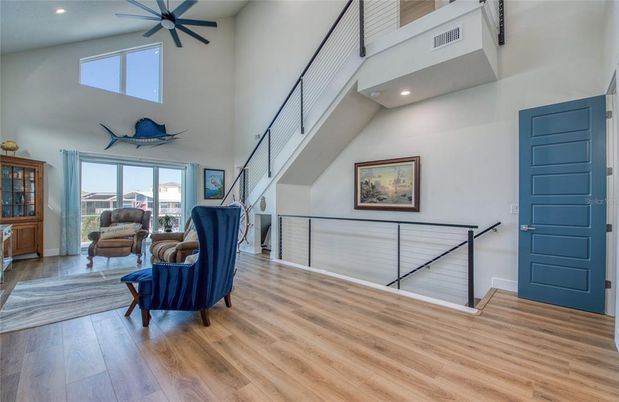 Interior, Recessed Lighting, Wood Texture Flooring