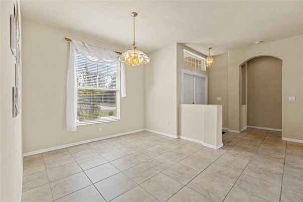 Chandelier, Empty room, Interior, Pendant Lights