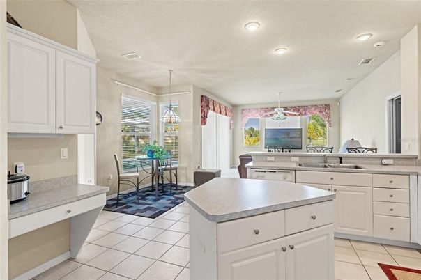 Dining room, Interior, Kitchen, Pendant Lights, Recessed Lighting