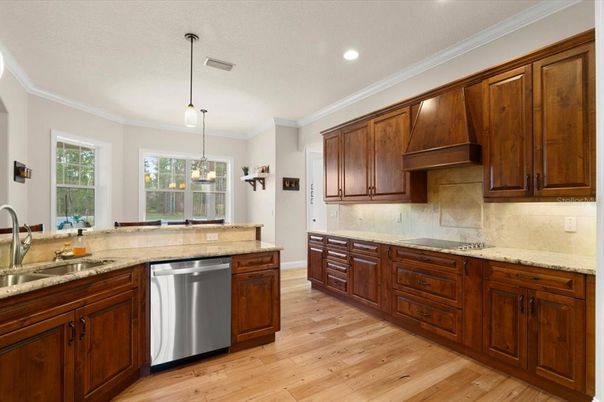 Interior, Kitchen, Pendant Lights, Recessed Lighting, Wood Texture Flooring