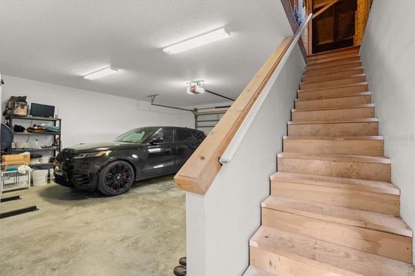 Garage, Interior