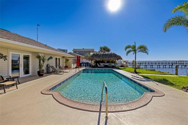 Exterior, Pool, Water