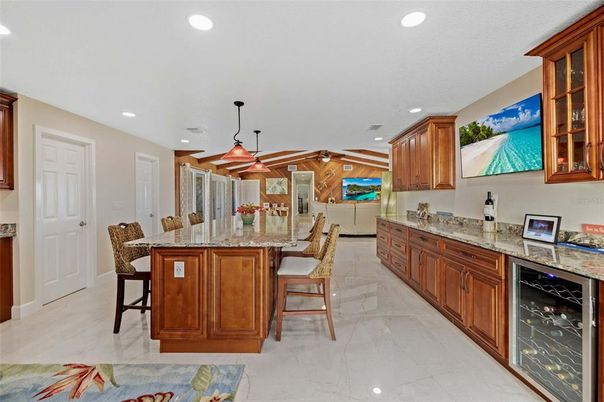 Dining room, Interior, Kitchen, Marble, Pendant Lights, Recessed Lighting