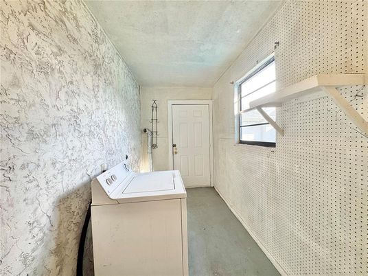 Interior, Washer