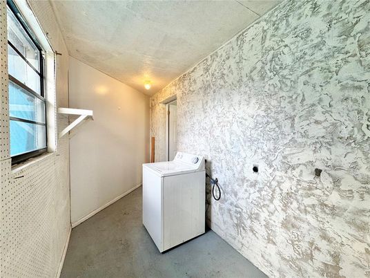 Interior, Washer