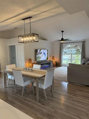 Chandelier, Dining room, Interior, Living room, Pendant Lights, Wood Texture Flooring
