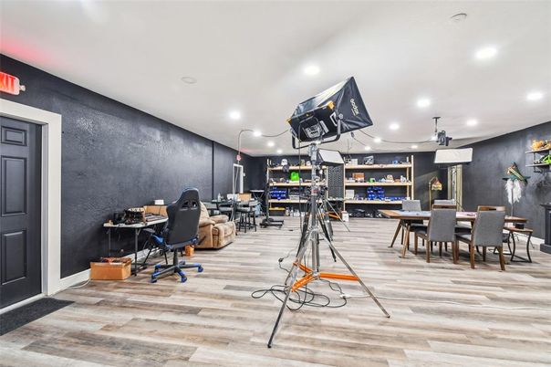 Home Office, Interior, Pendant Lights, Recessed Lighting, Wood Texture Flooring