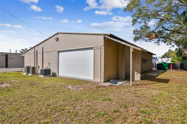 Backyard, Detached Garage, Exterior