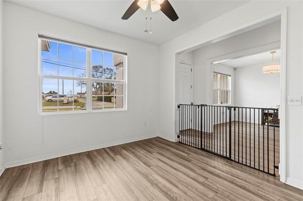 Empty room, Interior, Pendant Lights, Wood Texture Flooring