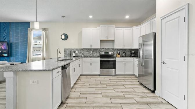 Interior, Kitchen, Pendant Lights, Recessed Lighting, Stainless Steel Appliances