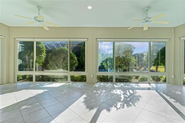 Empty room, Interior, Recessed Lighting, Sun Room