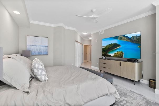 Bedroom, Interior, Recessed Lighting