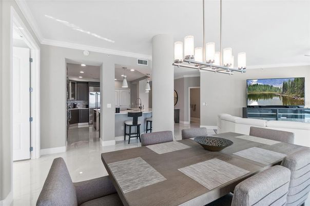Dining room, Interior, Kitchen, Living room, Pendant Lights, Recessed Lighting