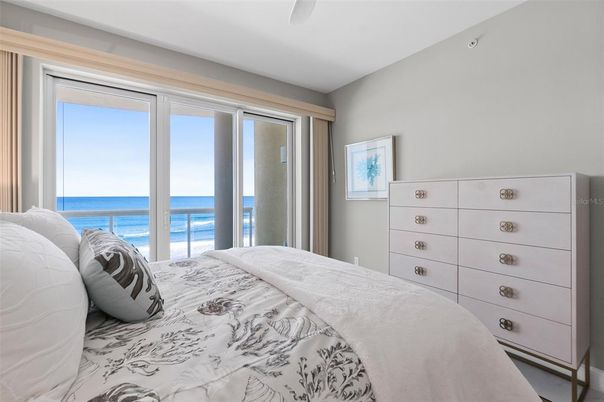 Bedroom, Interior, Water