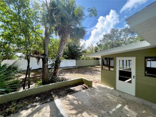 Backyard, Exterior