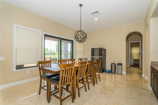 Dining room, Interior, Pendant Lights, Recessed Lighting