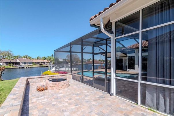 Exterior, Pool, Water