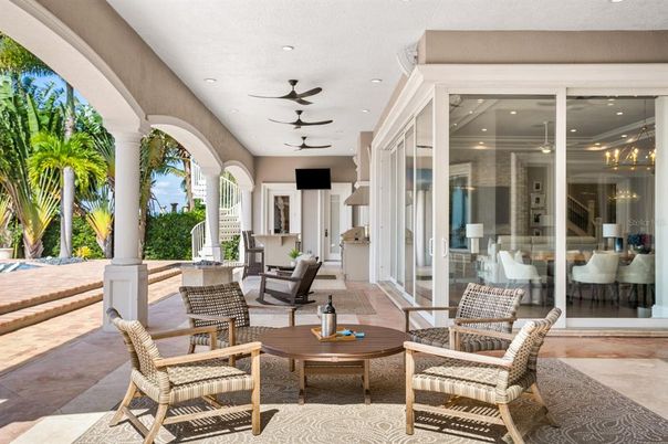 Exterior, Recessed Lighting
