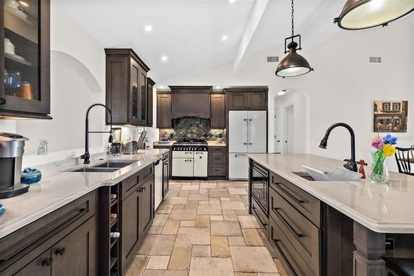 Interior, Kitchen, Pendant Lights, Recessed Lighting, Stainless Steel Appliances