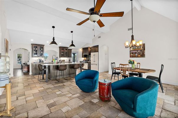 Chandelier, Dining room, Interior, Kitchen, Pendant Lights, Recessed Lighting, Stainless Steel Appliances