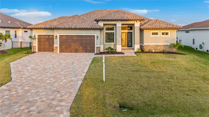 Attached, Backyard, Exterior, Facade, Mediterranean