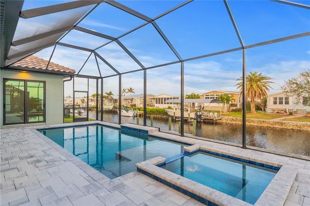 Glass Ceilings, Interior, Pool, Sun Room, Water