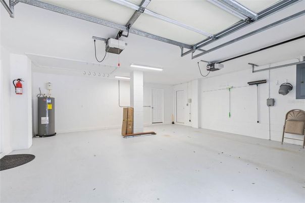 Garage, Interior