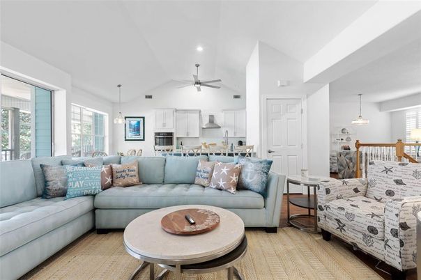 Interior, Kitchen, Living room, Pendant Lights, Recessed Lighting, Wood Texture Flooring