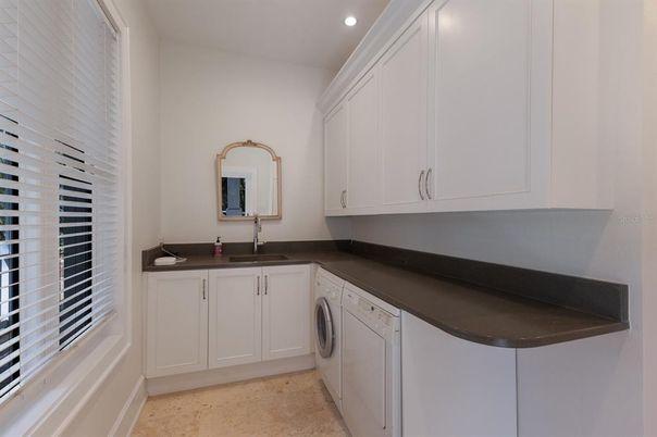 Interior, Recessed Lighting, Washer