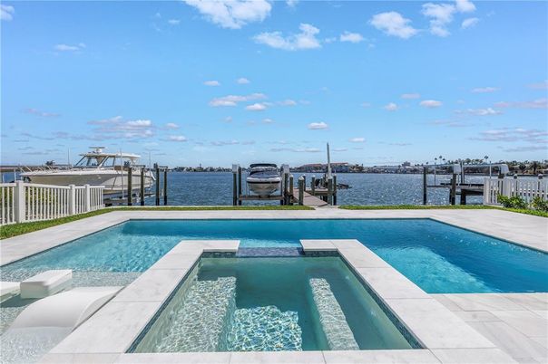 Exterior, Lake, Pool, Water