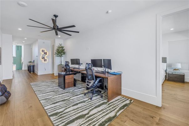 Home Office, Interior, Recessed Lighting, Wood Texture Flooring