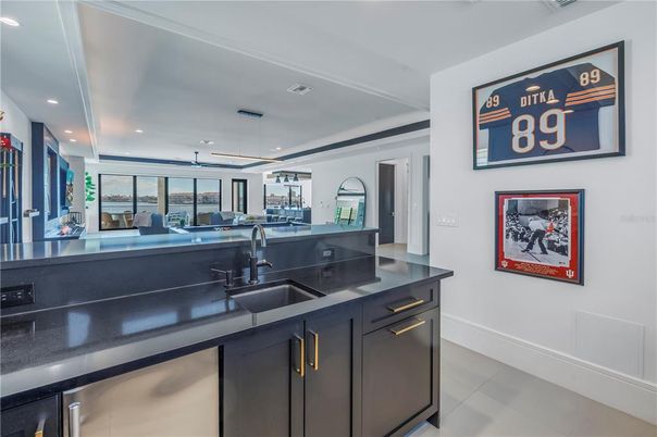 Interior, Kitchen, Pendant Lights, Recessed Lighting