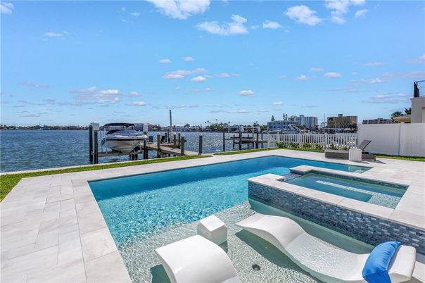 Exterior, Lake, Pool