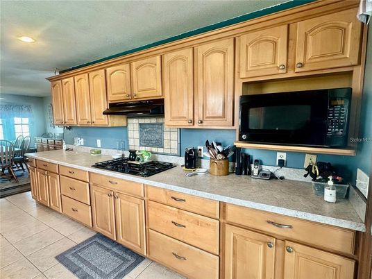 Dining room, Interior, Kitchen, Recessed Lighting