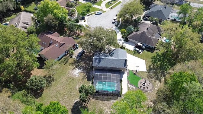 Exterior, Drone